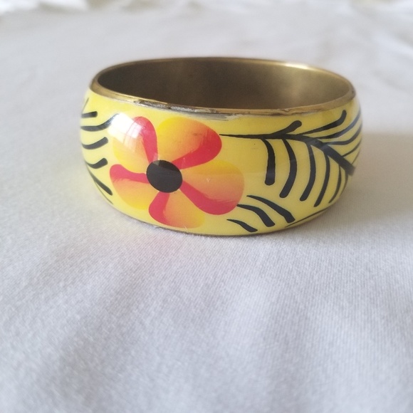 Floral Bangle Bracelet - Picture 3 of 5